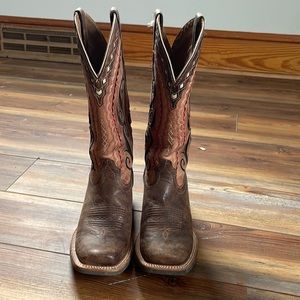 Ariat boots. Size 9. Square toe.